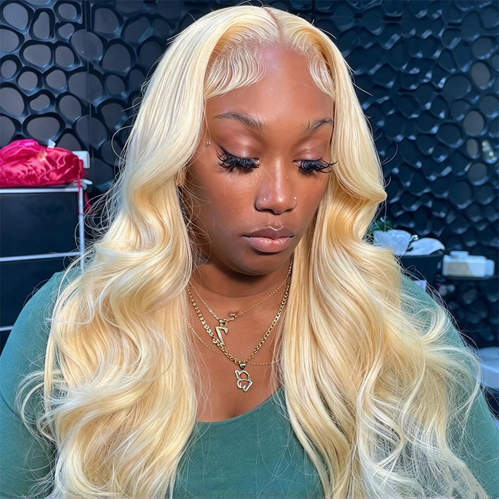 613 Blonde Body Wave Lace Front Wig - Perruque blonde 613, 13x4, avec mèches